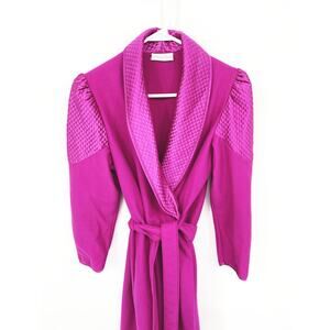Famous Bodies Fuchsia Pink Fleece Robe Long Quilted Collar Shoulders 80s 90s ?
